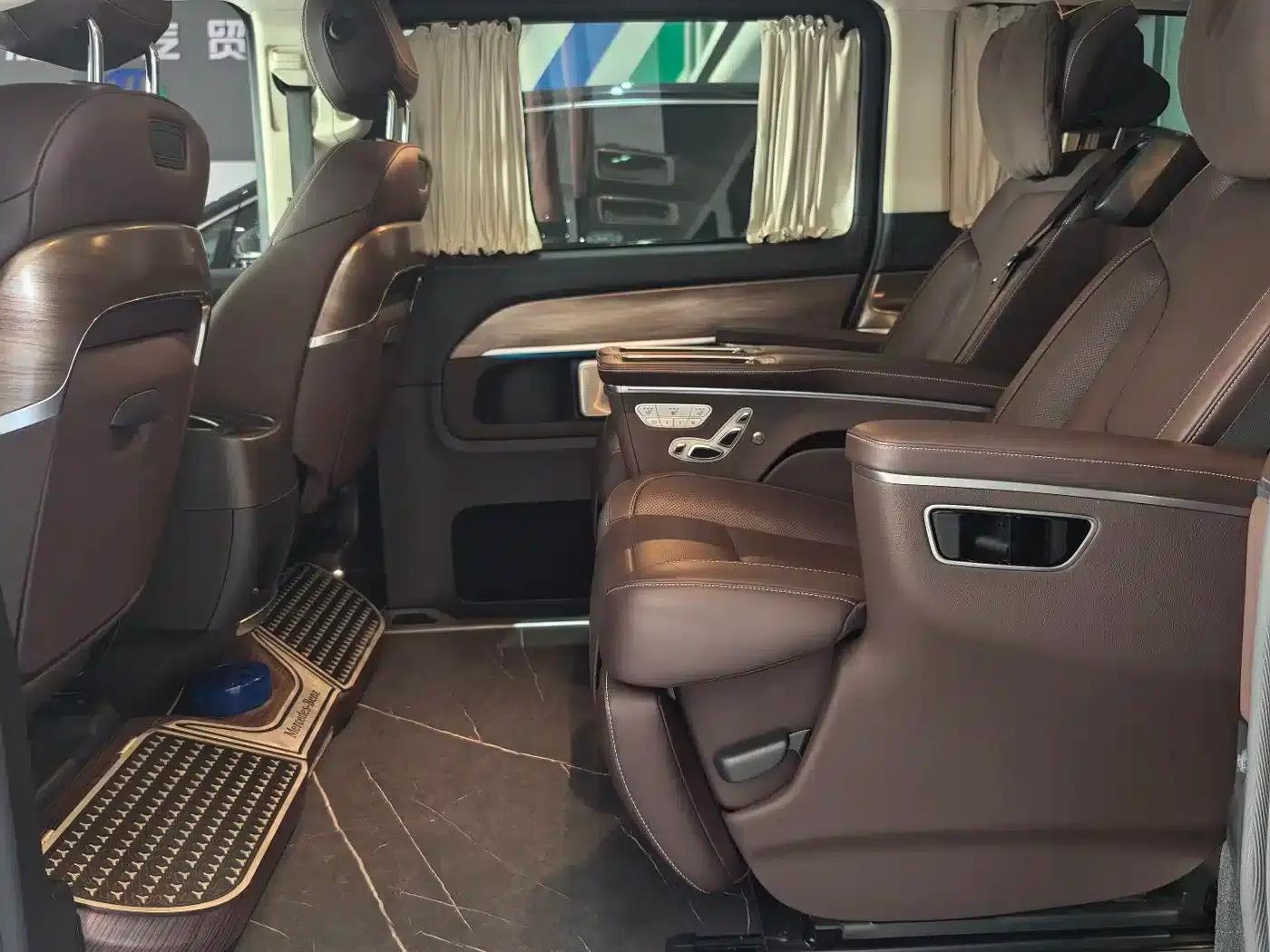 Mercedes-Benz V-Class 2022 V 260 L Long Wheelbase Luxury Edition — миниатюра 7