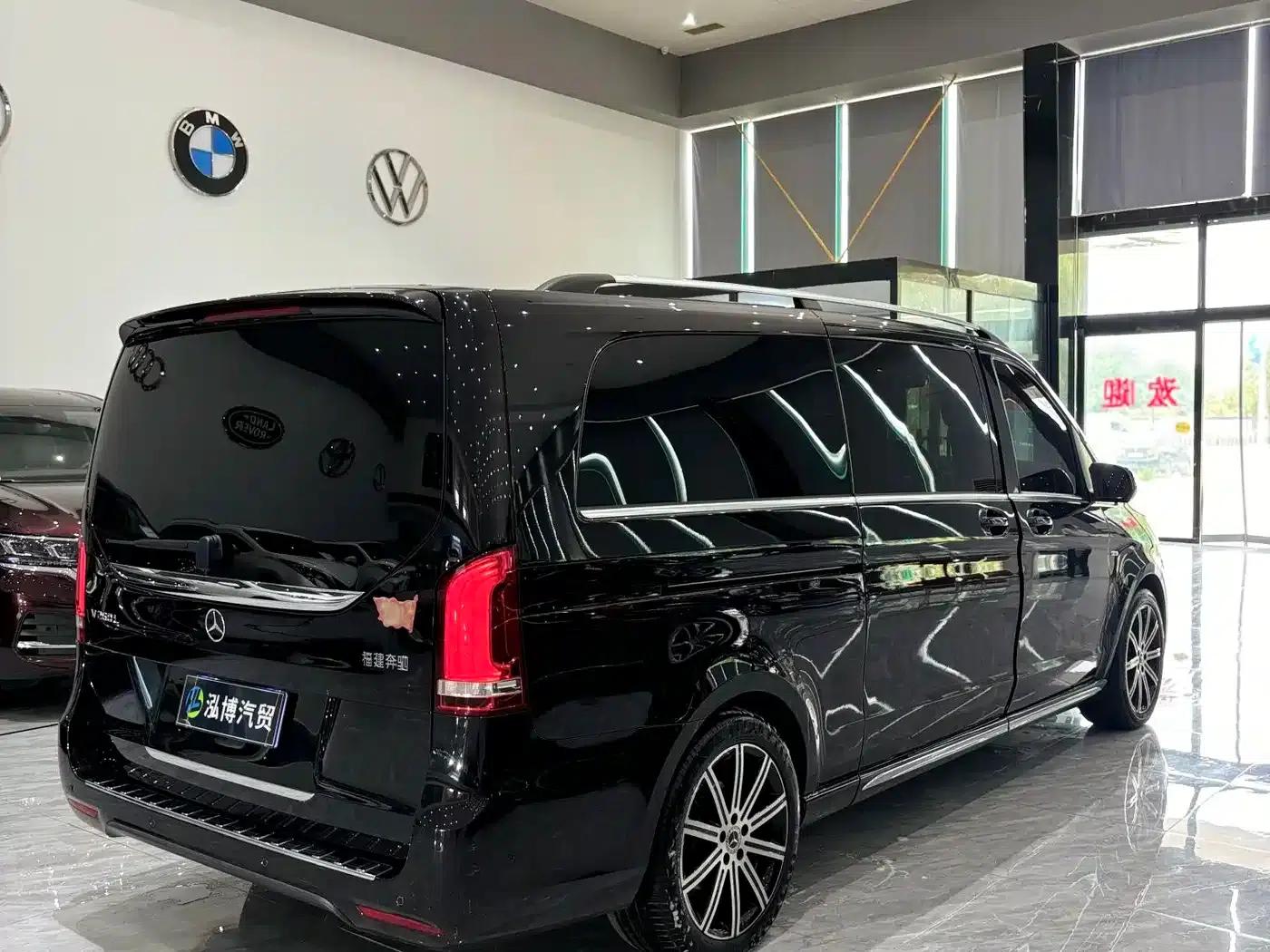 Mercedes-Benz V-Class 2022 V 260 L Long Wheelbase Luxury Edition — миниатюра 9