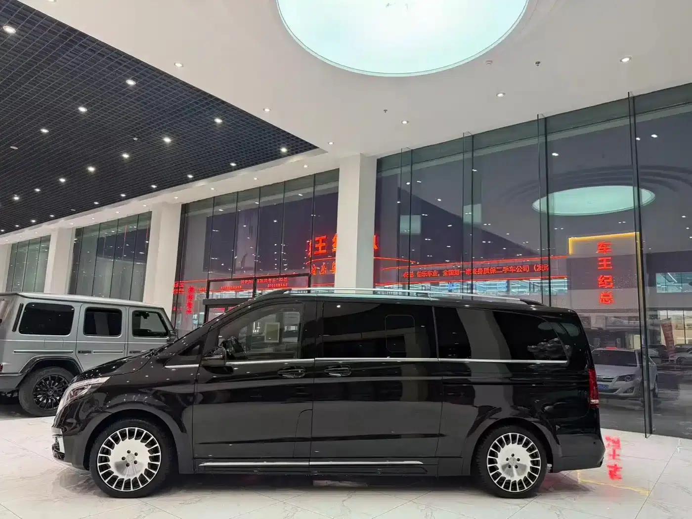 Mercedes-Benz V-Class (Imported) 2020 V 250 L — миниатюра 12