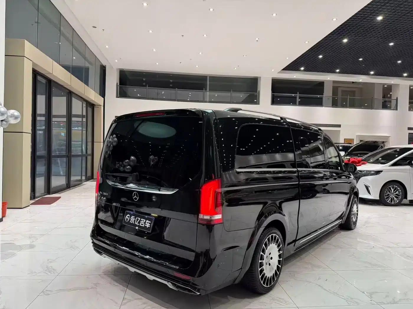 Mercedes-Benz V-Class (Imported) 2020 V 250 L — миниатюра 14