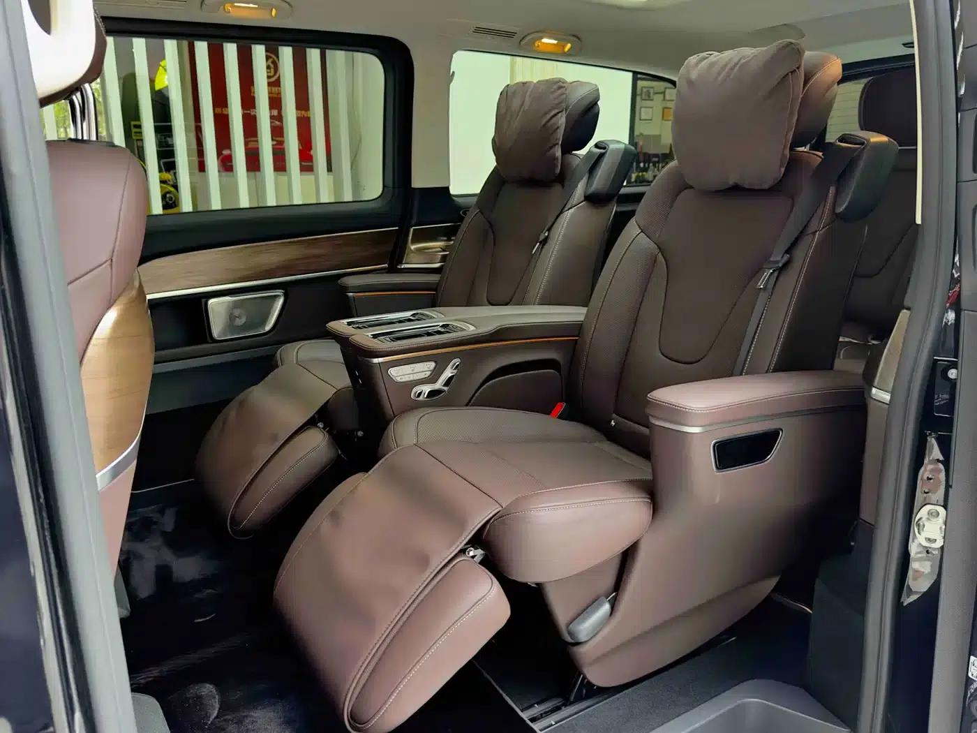 Mercedes-Benz V-Class 2022 V 260 L Long Wheelbase Luxury Edition — миниатюра 13