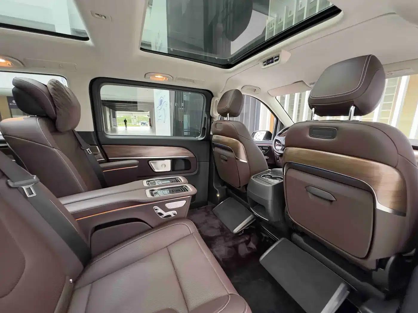 Mercedes-Benz V-Class 2022 V 260 L Long Wheelbase Luxury Edition — миниатюра 20