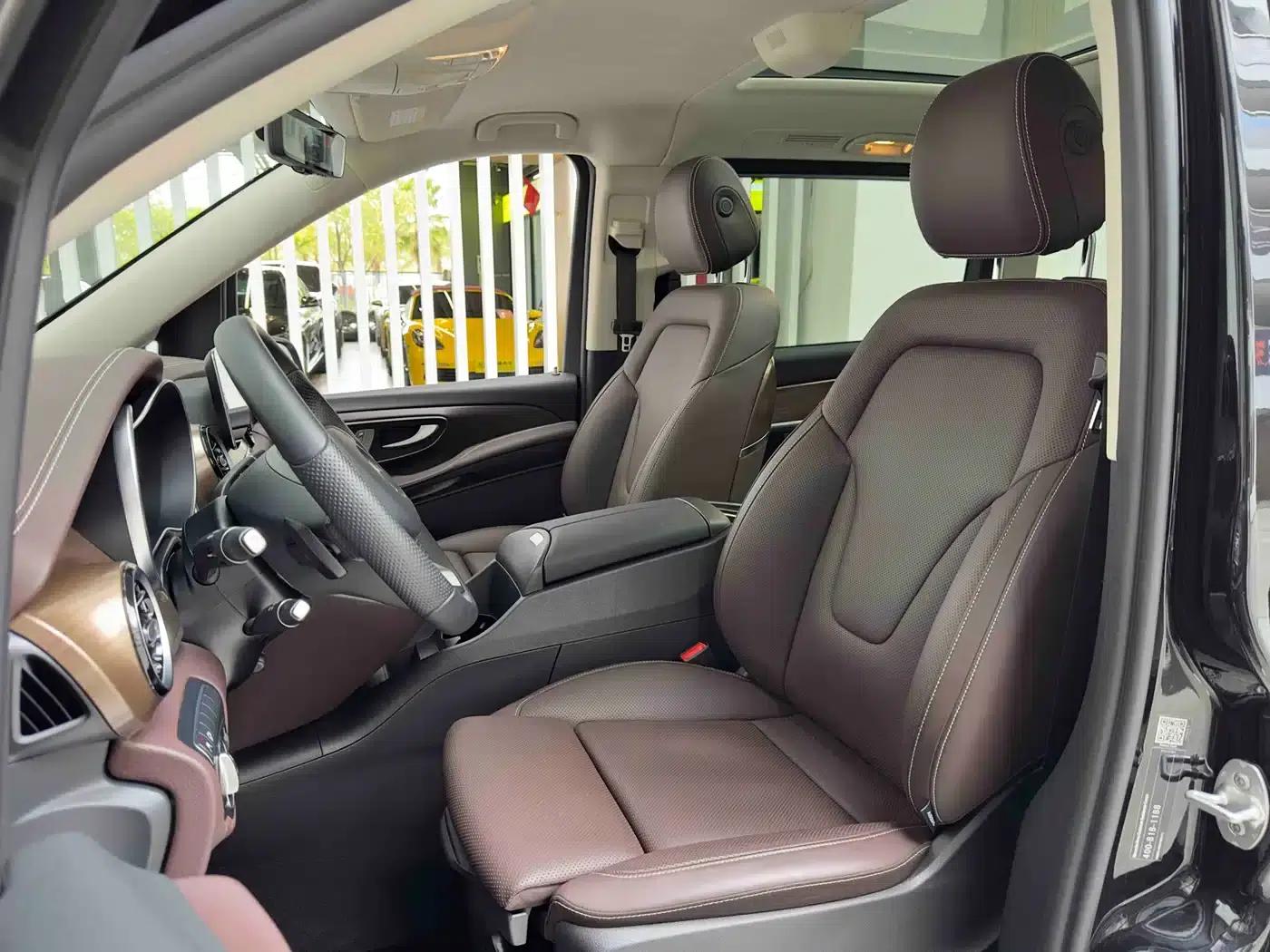 Mercedes-Benz V-Class 2022 V 260 L Long Wheelbase Luxury Edition — миниатюра 7
