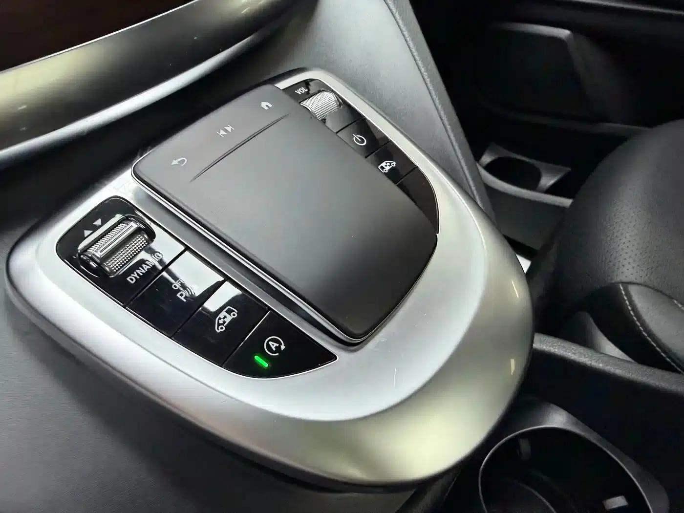 Mercedes-Benz V-Class 2021 V 260 Navigator Edition — миниатюра 15