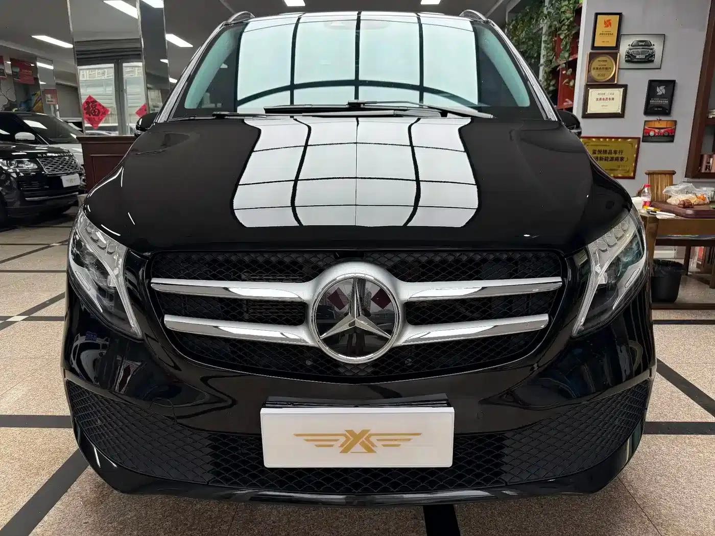 Mercedes-Benz V-Class 2021 V 260 Navigator Edition — миниатюра 3