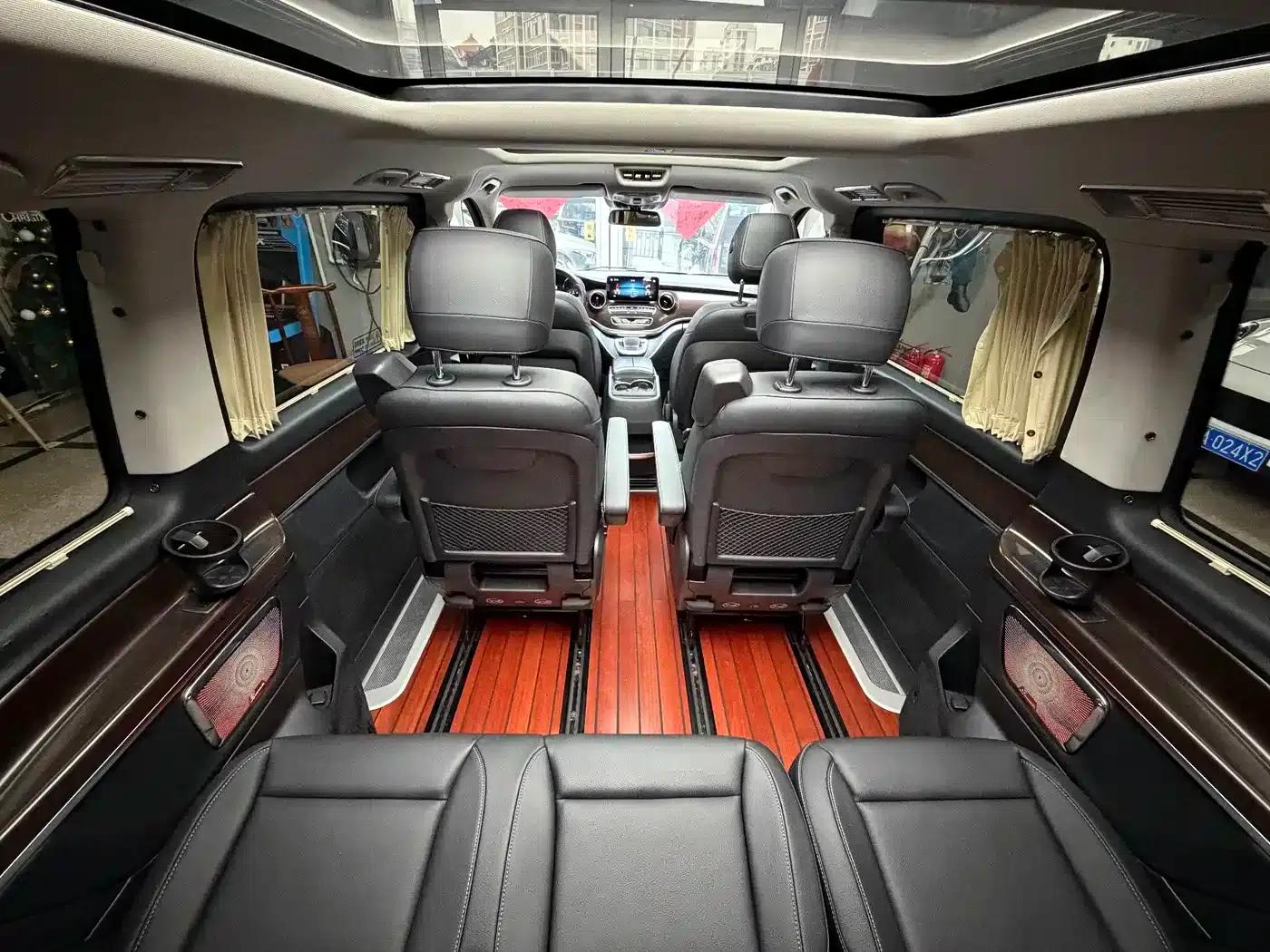 Mercedes-Benz V-Class 2021 V 260 Navigator Edition — миниатюра 24