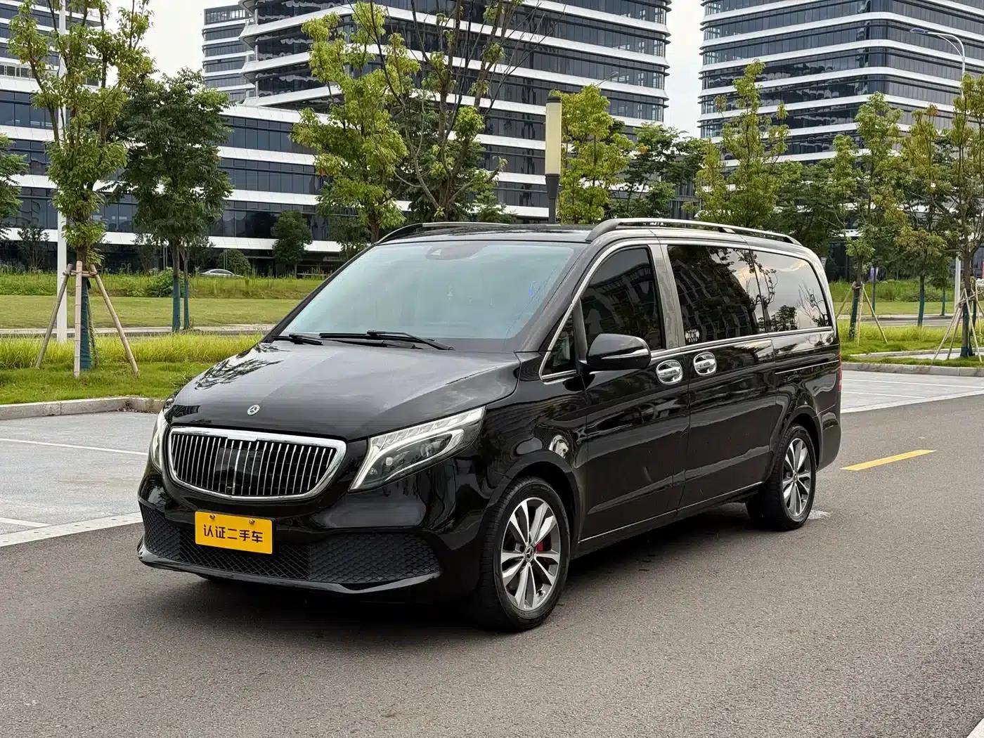Mercedes-Benz V-Class 2021 V 260 Premium Edition — миниатюра 2