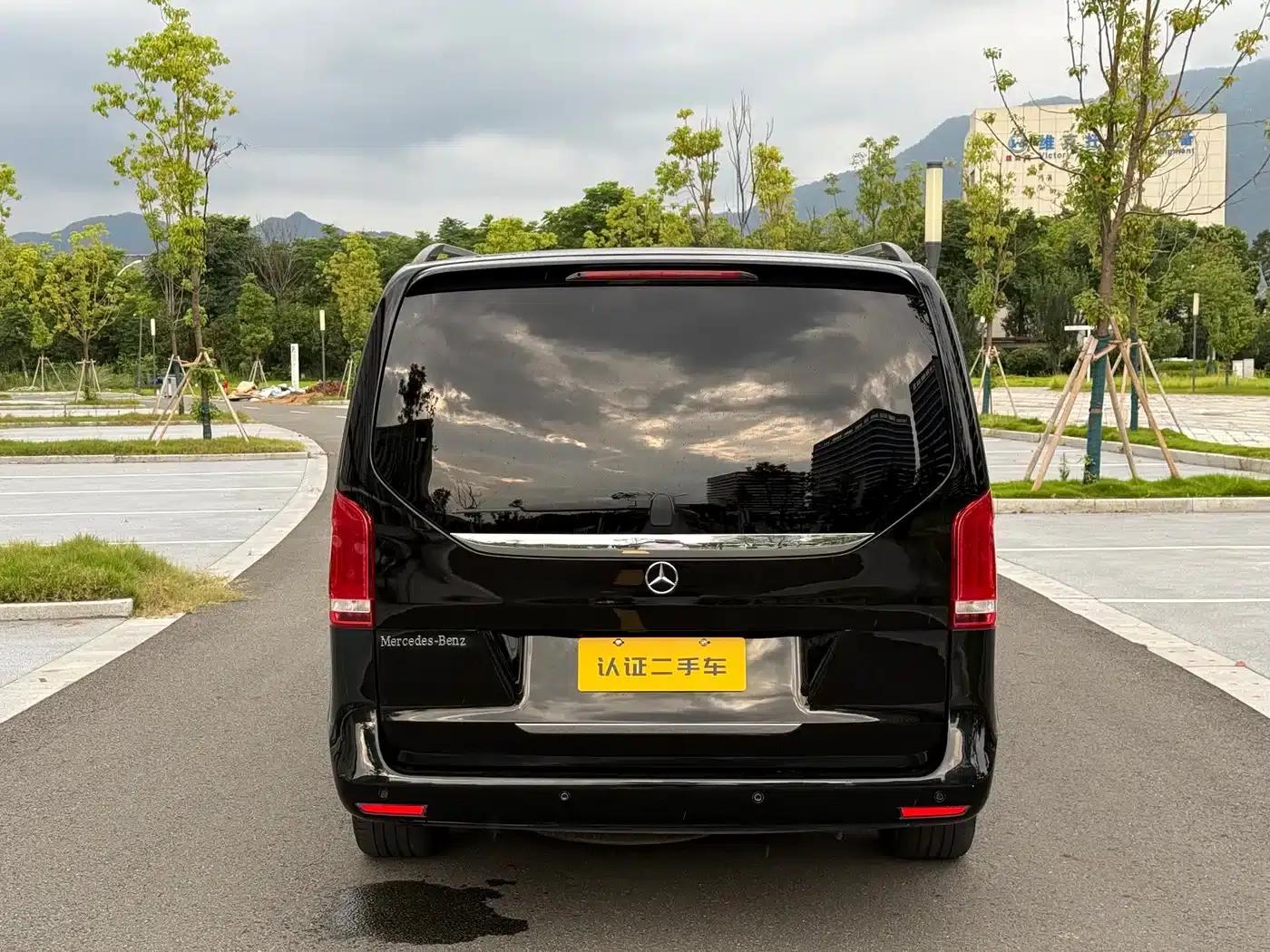 Mercedes-Benz V-Class 2021 V 260 Premium Edition — миниатюра 6