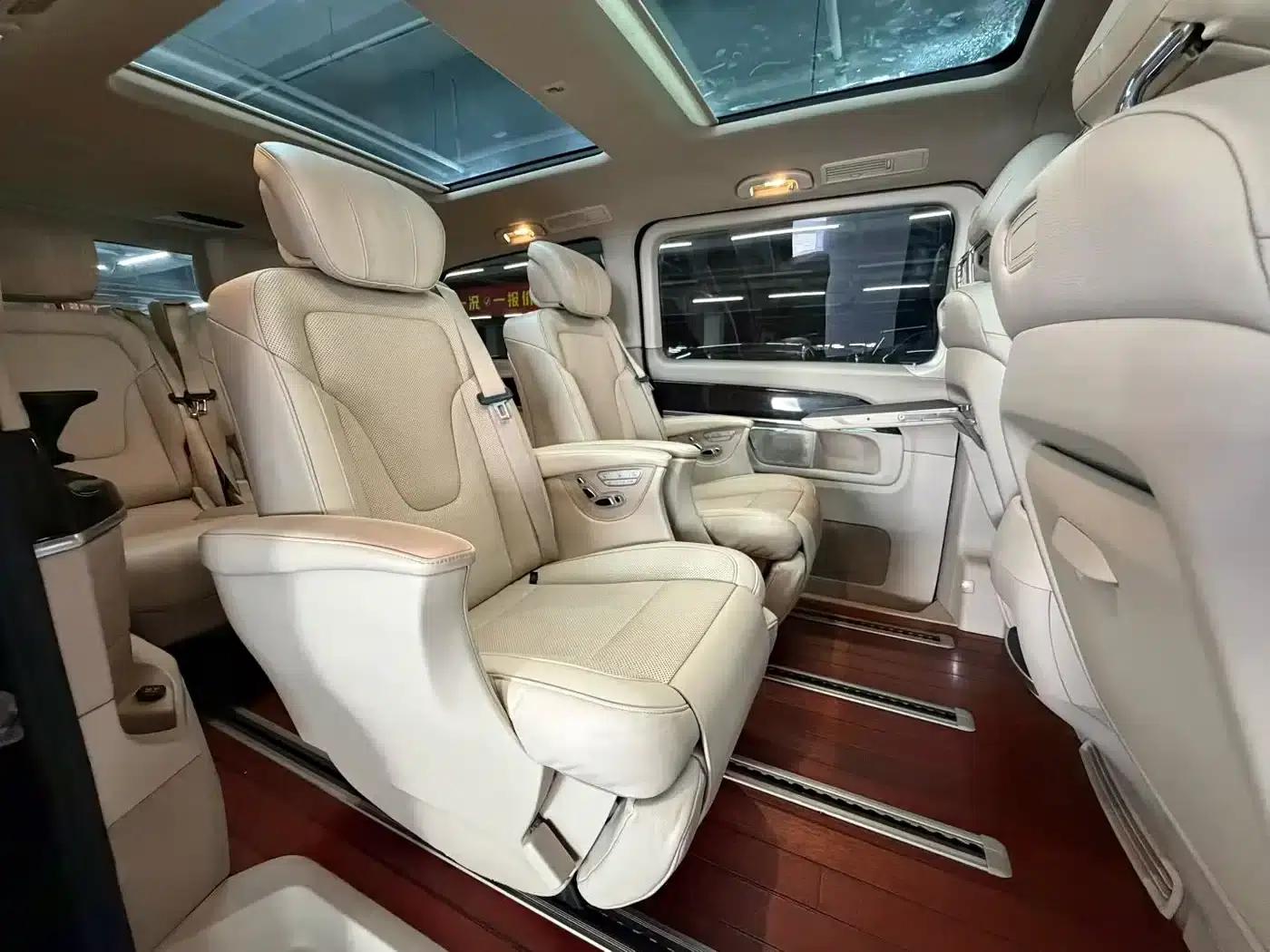 Mercedes-Benz V-Class 2016 V 260 Premium Edition — миниатюра 4