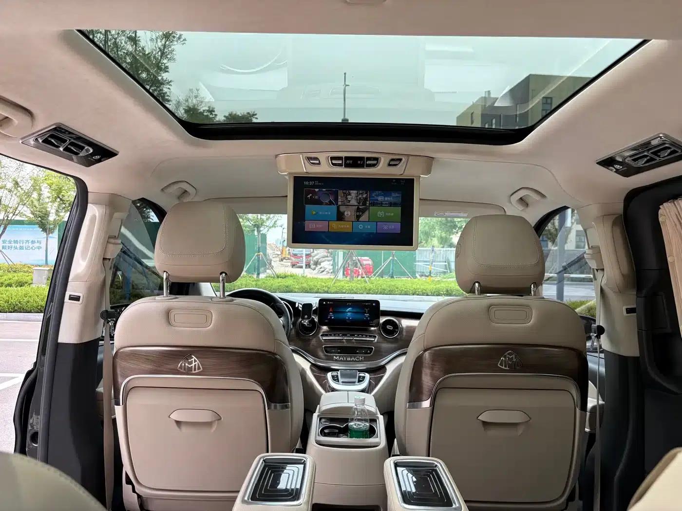 Mercedes-Benz V-Class 2022 V 260 L Long Wheelbase Luxury Edition — миниатюра 11