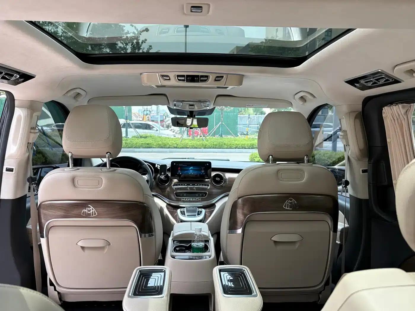 Mercedes-Benz V-Class 2022 V 260 L Long Wheelbase Luxury Edition — миниатюра 10