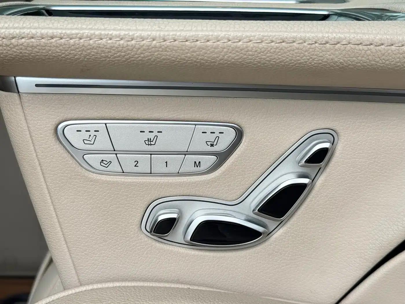 Mercedes-Benz V-Class 2020 V 260 Premium Edition — миниатюра 11
