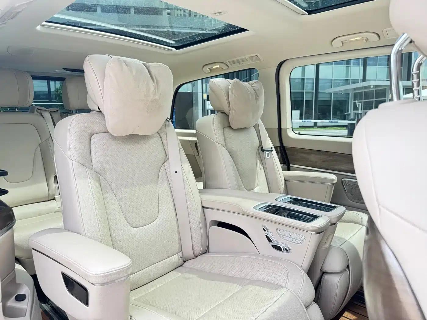 Mercedes-Benz V-Class 2020 V 260 Premium Edition — миниатюра 18