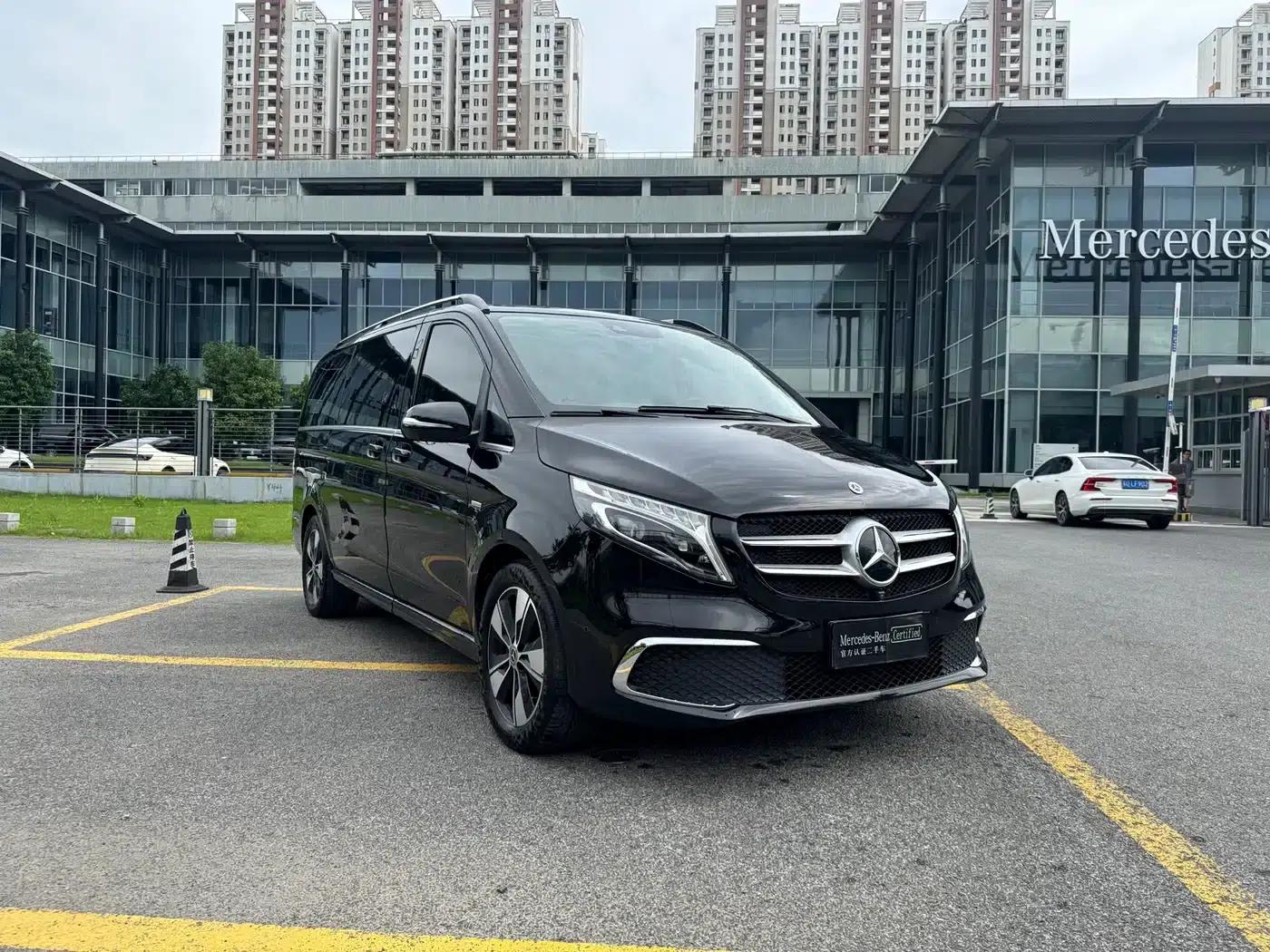 Mercedes-Benz V-Class 2020 V 260 Premium Edition — миниатюра 3
