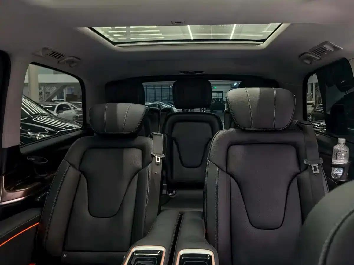Mercedes-Benz V-Class 2022 V 260 Premium Edition — миниатюра 9