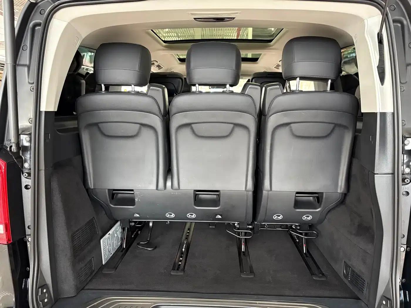 Mercedes-Benz V-Class 2021 V 260 Navigator Edition — миниатюра 14