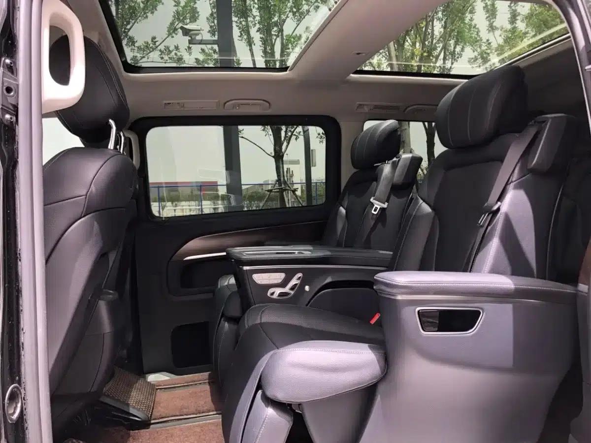 Mercedes-Benz V-Class 2021 V 260 Navigator Edition — миниатюра 7