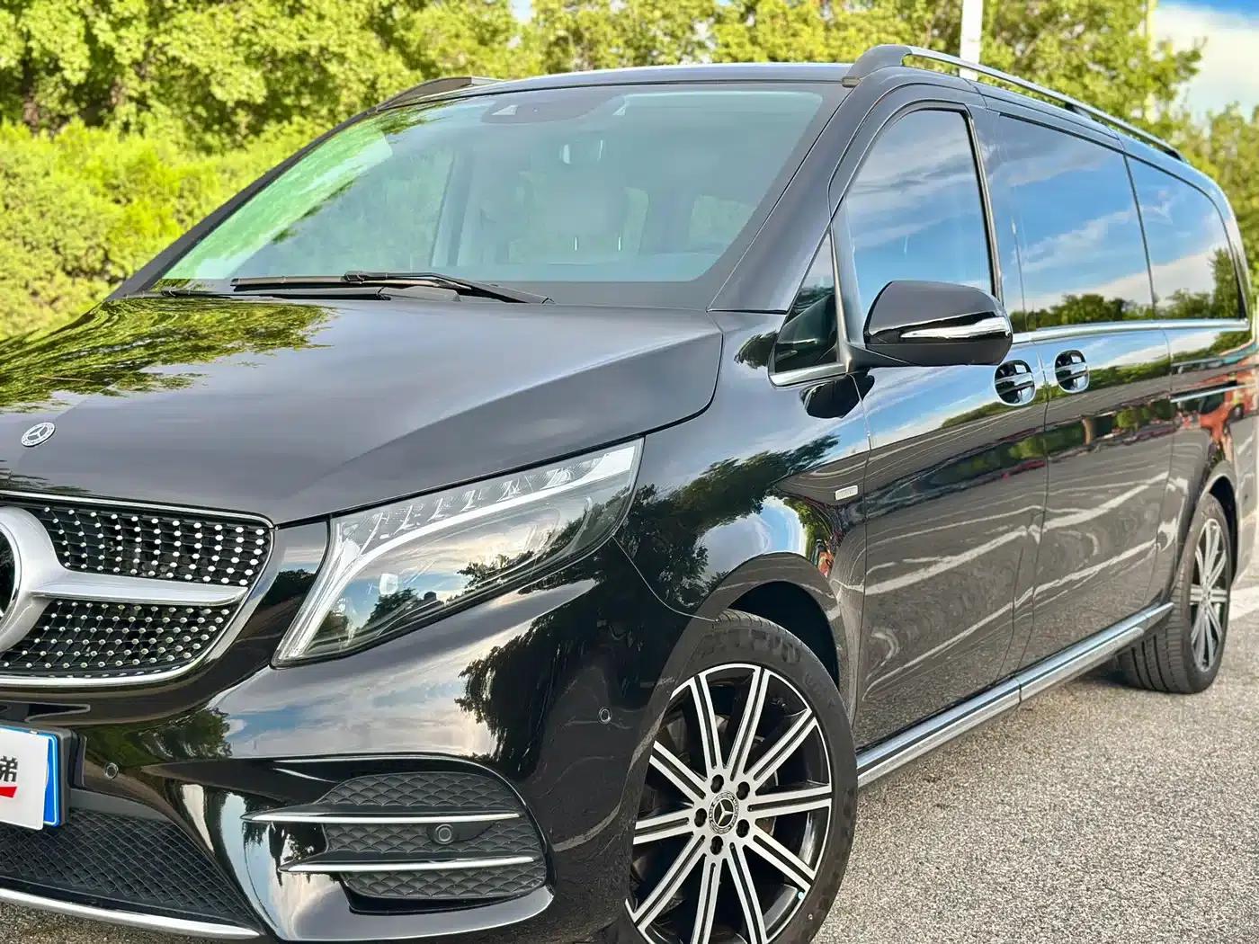 Mercedes-Benz V-Class 2022 V 260 L Long Wheelbase Luxury Edition — миниатюра 2
