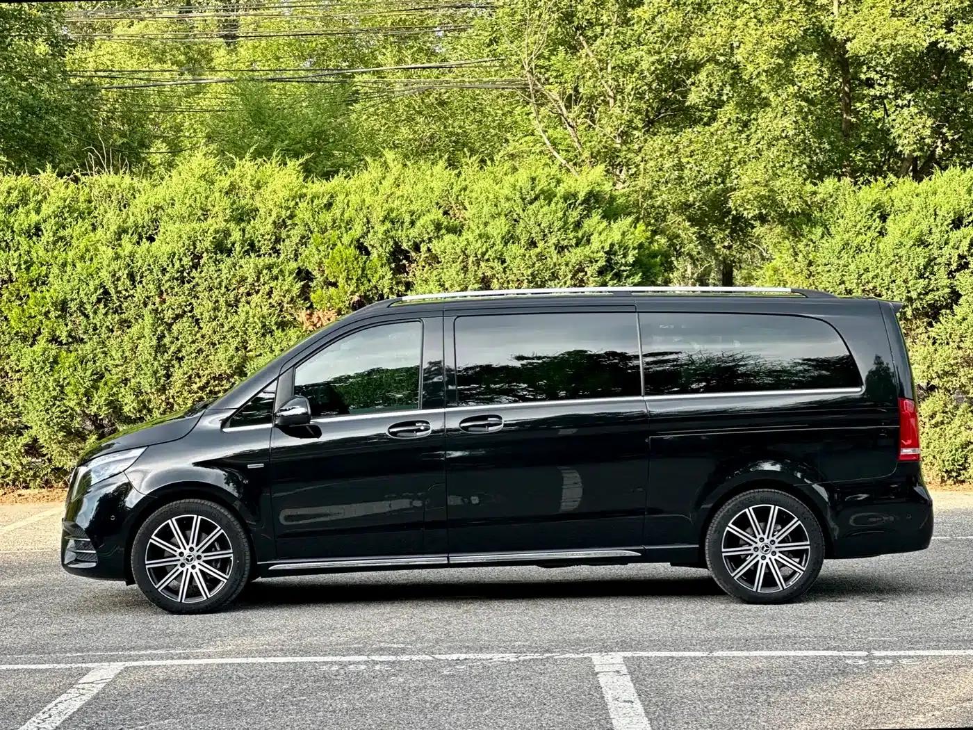 Mercedes-Benz V-Class 2022 V 260 L Long Wheelbase Luxury Edition — миниатюра 14