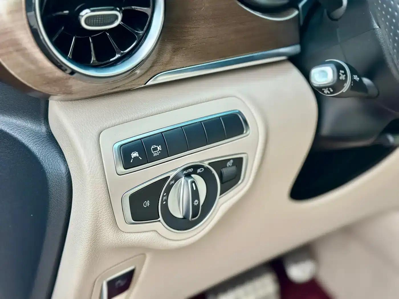 Mercedes-Benz V-Class 2022 V 260 L Long Wheelbase Luxury Edition — миниатюра 17