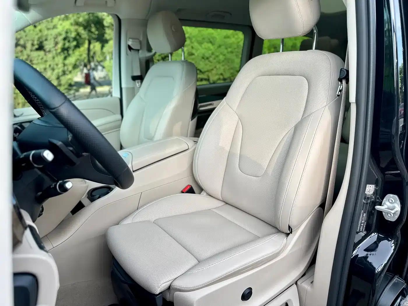 Mercedes-Benz V-Class 2022 V 260 L Long Wheelbase Luxury Edition — миниатюра 19