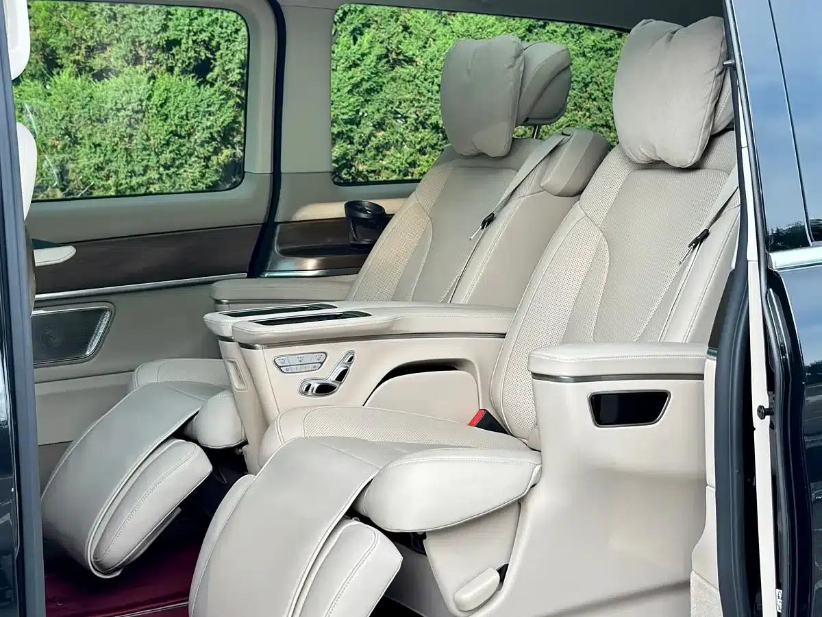 Mercedes-Benz V-Class 2022 V 260 L Long Wheelbase Luxury Edition — миниатюра 35