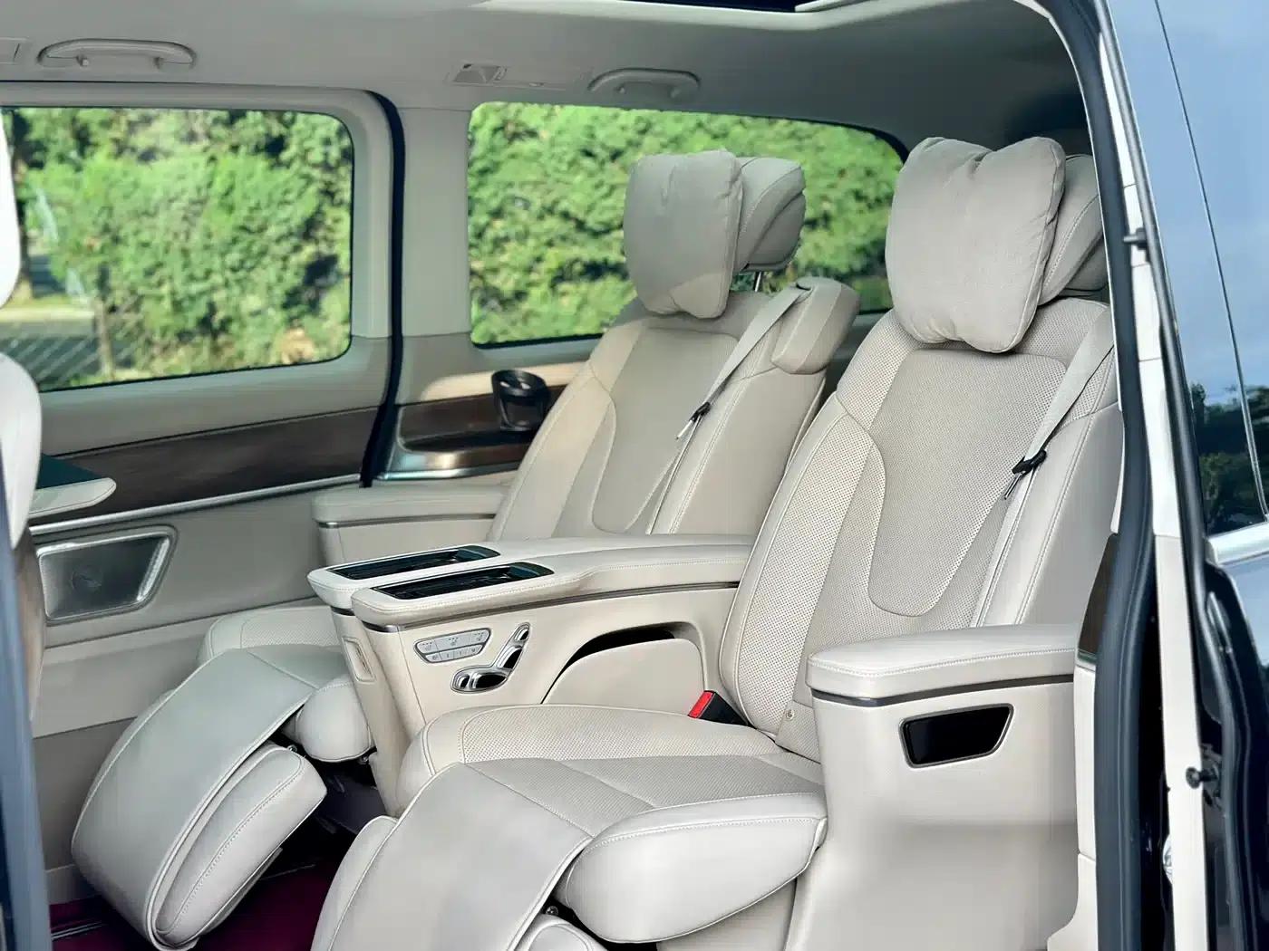 Mercedes-Benz V-Class 2022 V 260 L Long Wheelbase Luxury Edition — миниатюра 36
