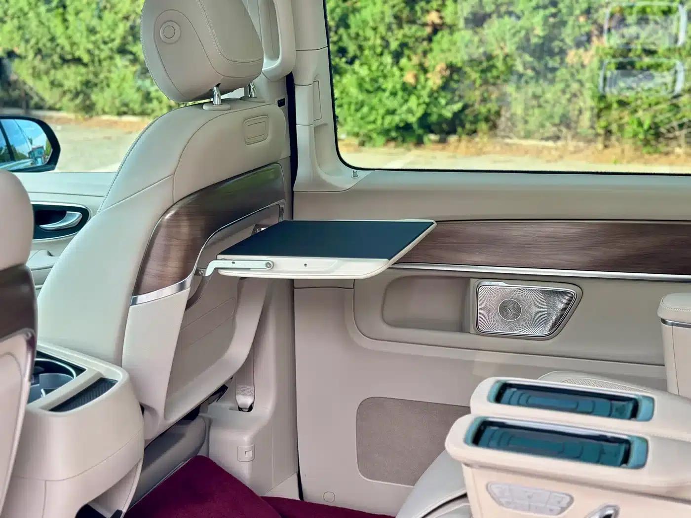 Mercedes-Benz V-Class 2022 V 260 L Long Wheelbase Luxury Edition — миниатюра 37
