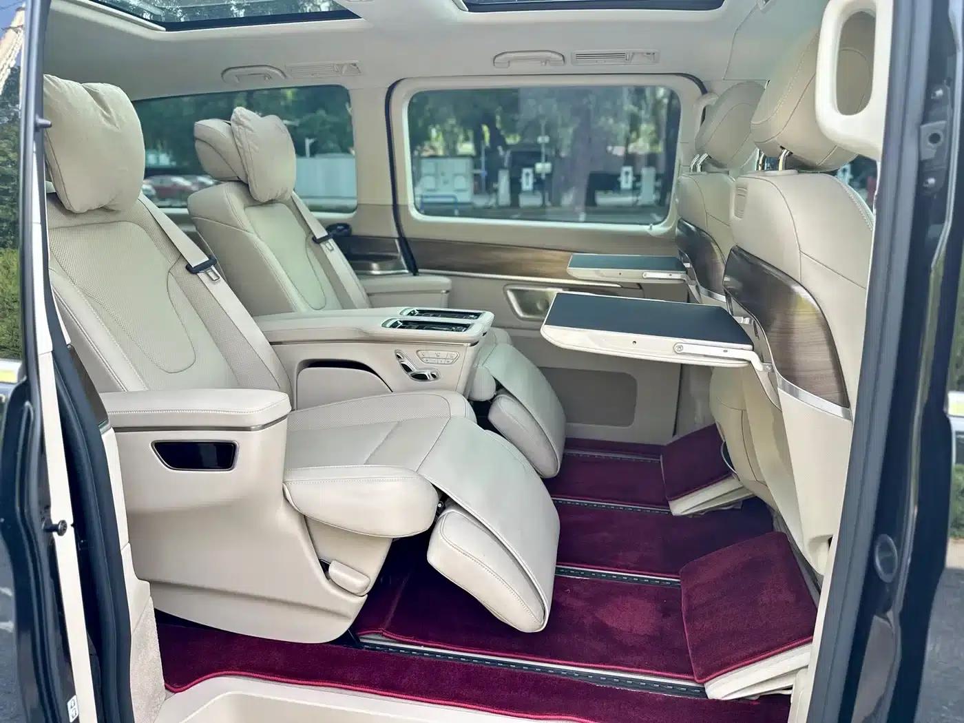 Mercedes-Benz V-Class 2022 V 260 L Long Wheelbase Luxury Edition — миниатюра 40