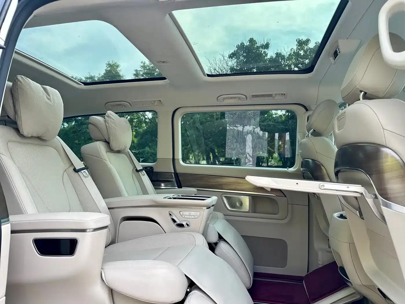 Mercedes-Benz V-Class 2022 V 260 L Long Wheelbase Luxury Edition — миниатюра 41