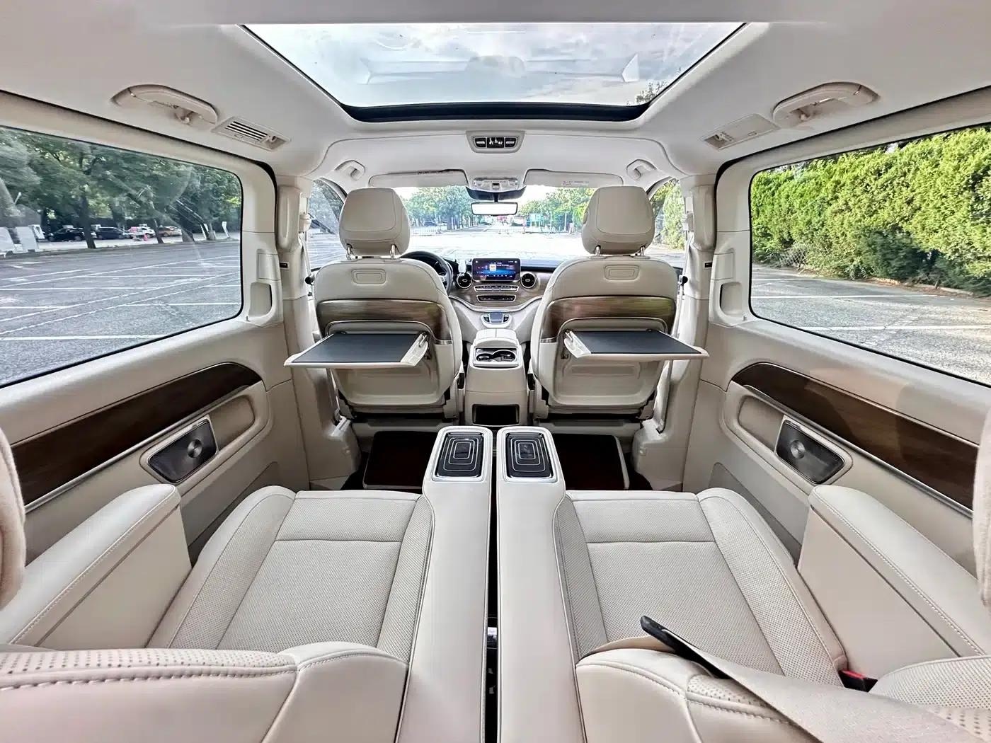 Mercedes-Benz V-Class 2022 V 260 L Long Wheelbase Luxury Edition — миниатюра 43