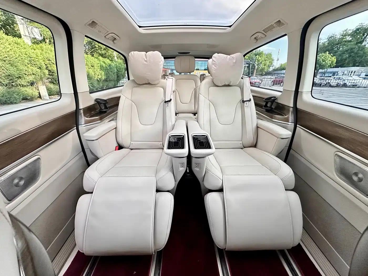Mercedes-Benz V-Class 2022 V 260 L Long Wheelbase Luxury Edition — миниатюра 46