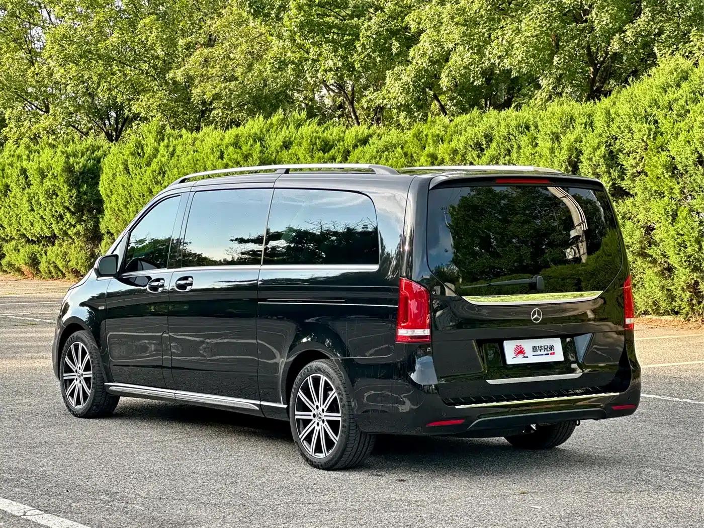 Mercedes-Benz V-Class 2022 V 260 L Long Wheelbase Luxury Edition — миниатюра 10