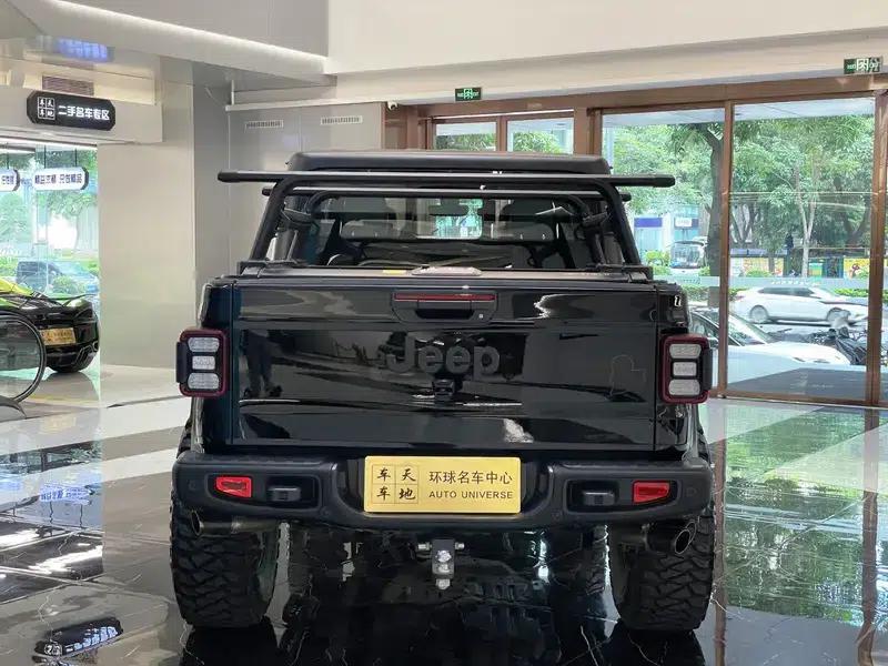 Gladiator 2022 3.6L First Edition — миниатюра 6