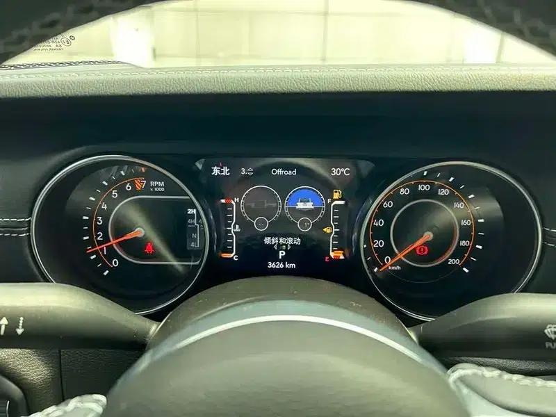 Gladiator 2022 3.6L First Edition — миниатюра 8