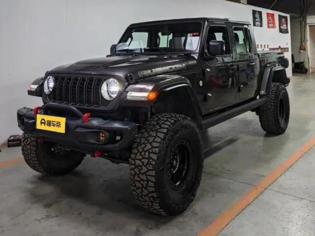 Gladiator 2022 3.6L First Edition