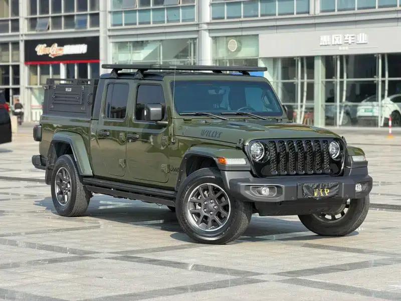 Gladiator 2022 3.6L First Edition — миниатюра 14
