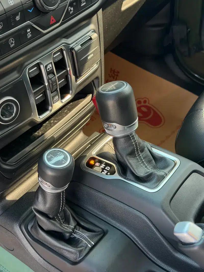 Gladiator 2022 3.6L First Edition — миниатюра 22