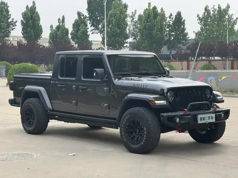 Gladiator 2022 3.6L First Edition — миниатюра 3