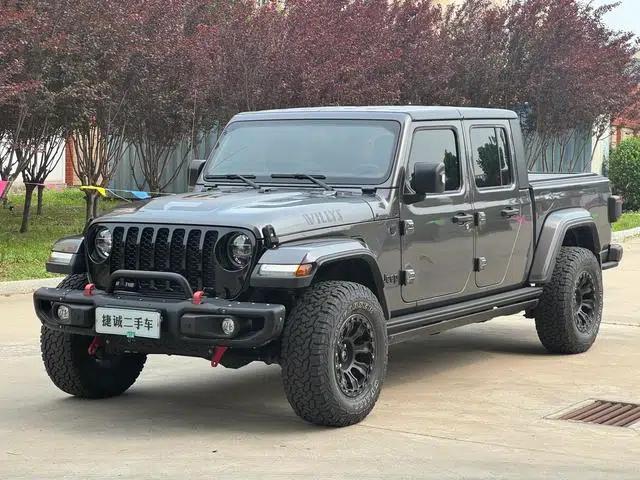 Gladiator 2022 3.6L First Edition