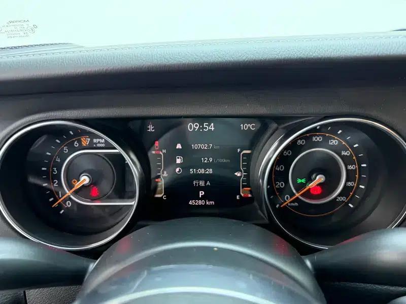 Gladiator 2022 3.6L First Edition — миниатюра 13