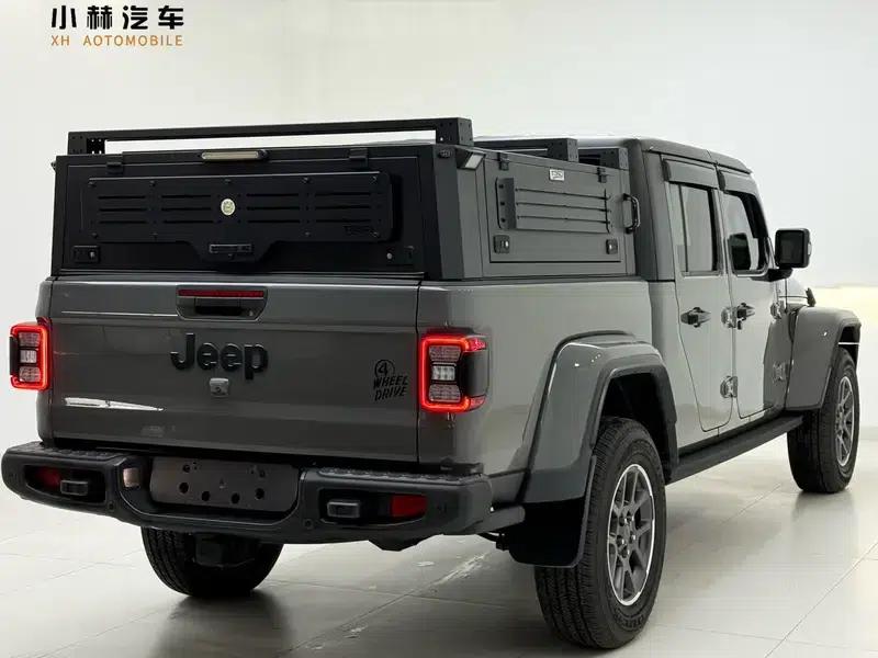 Gladiator 2022 3.6L First Edition — миниатюра 6