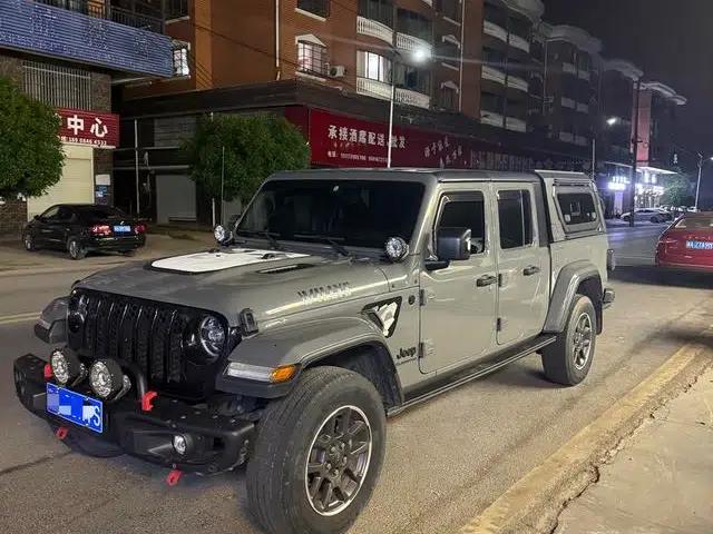 Gladiator 2022 3.6L First Edition