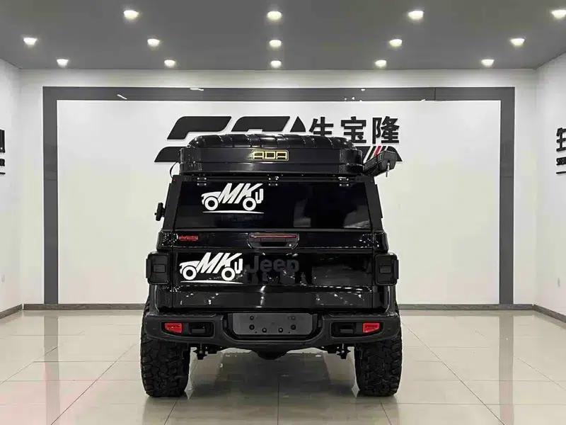Gladiator 2023 3.6L Overland — миниатюра 5