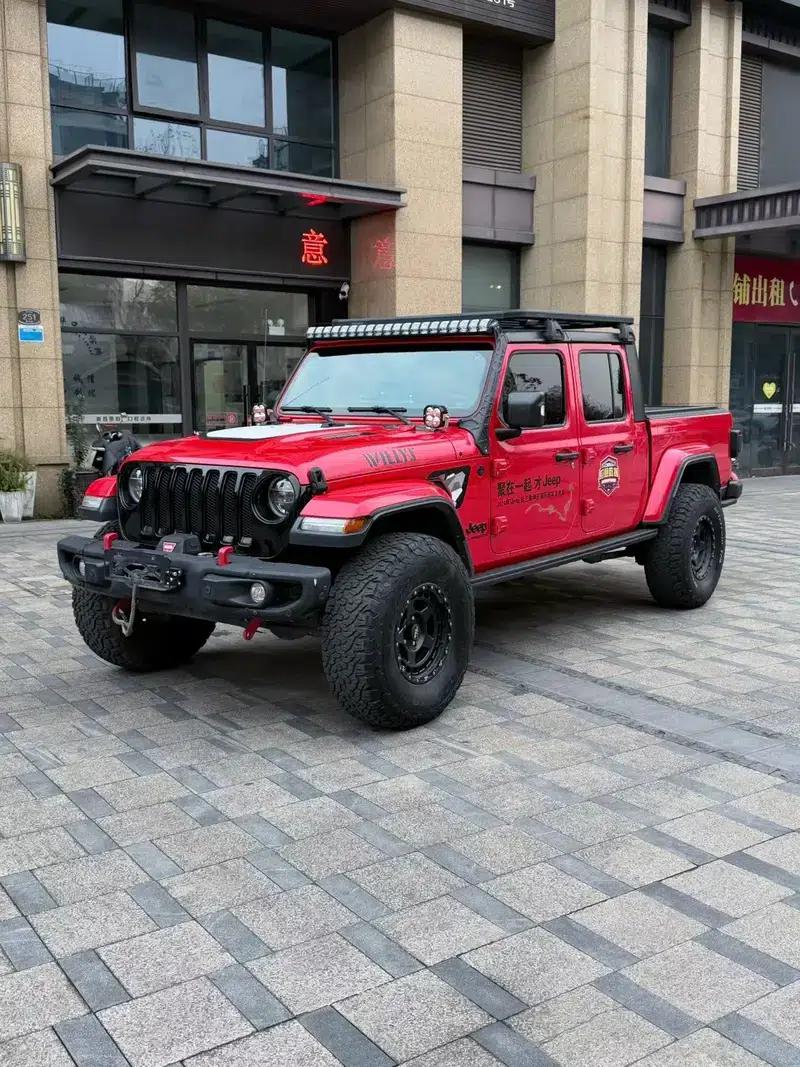 Gladiator 2022 3.6L First Edition — миниатюра 1