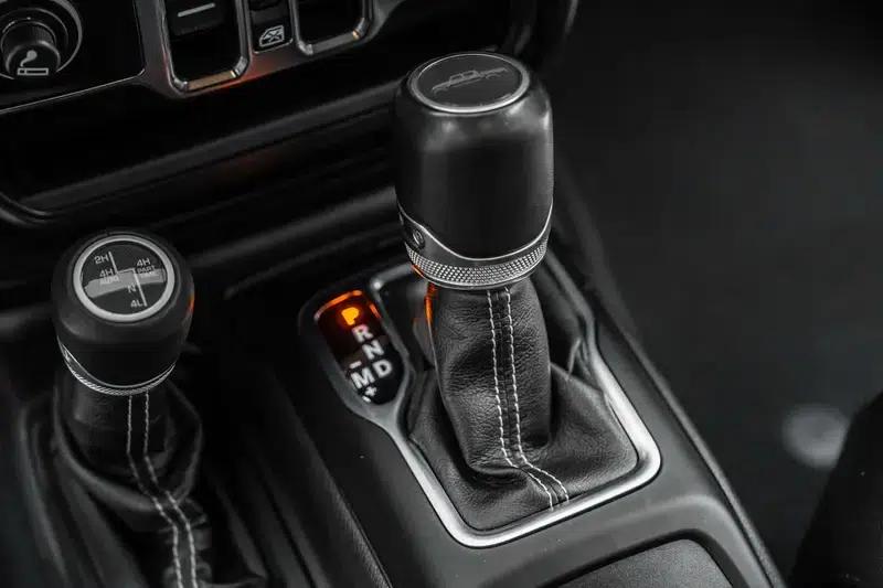 Gladiator 2022 3.6L First Edition — миниатюра 24