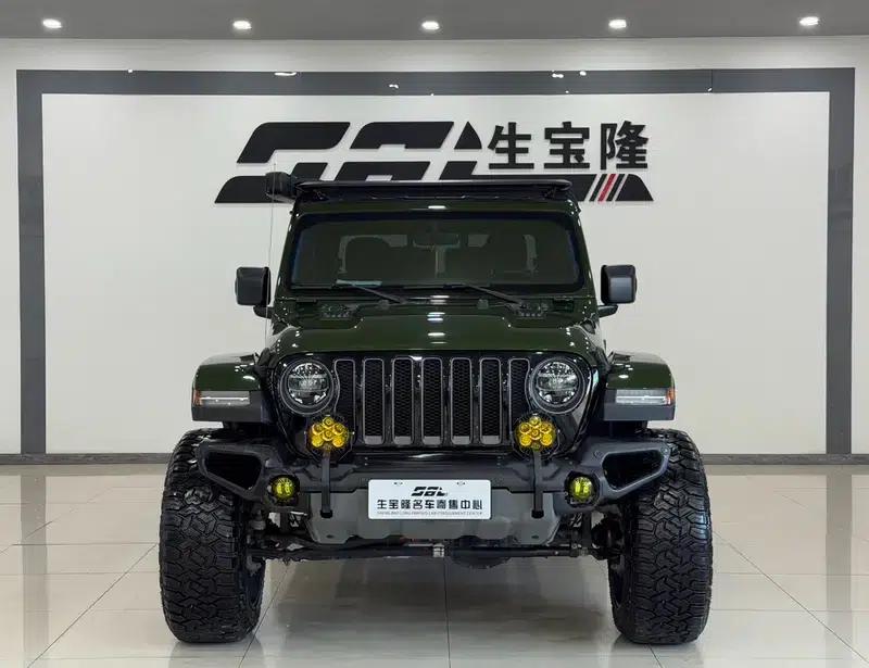 Gladiator 2023 3.6L Overland — миниатюра 2