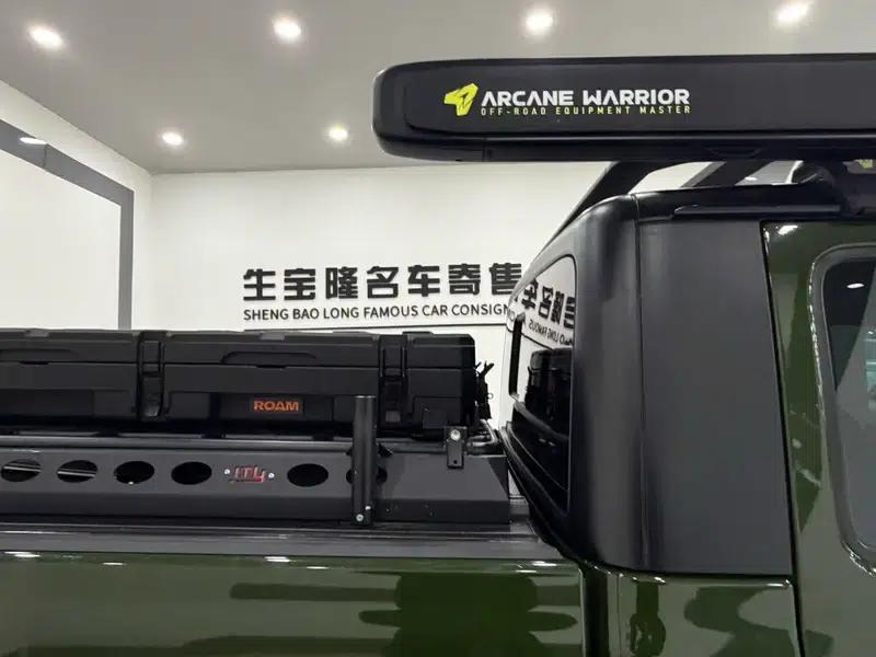 Gladiator 2023 3.6L Overland — миниатюра 14