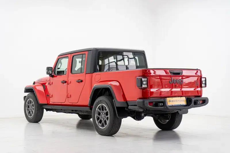 Gladiator 2022 3.6L First Edition — миниатюра 5