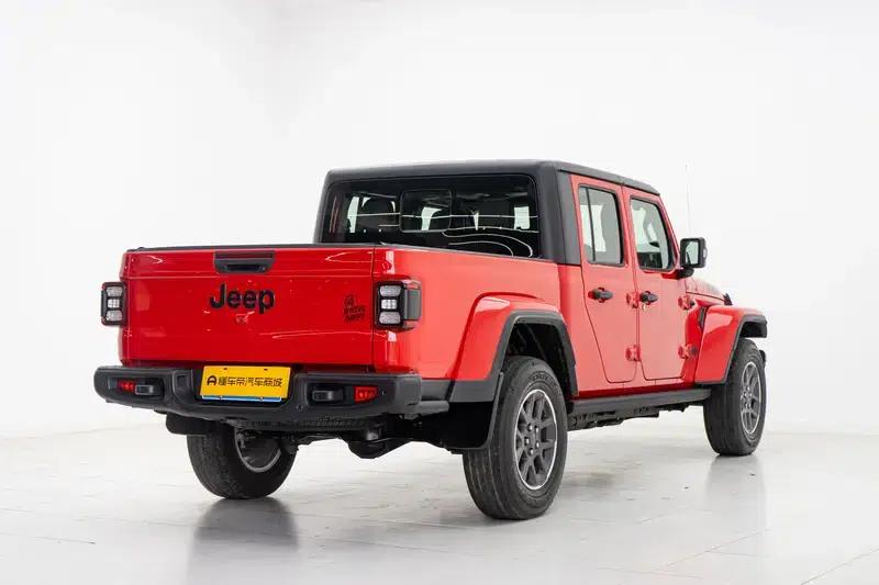 Gladiator 2022 3.6L First Edition — миниатюра 7